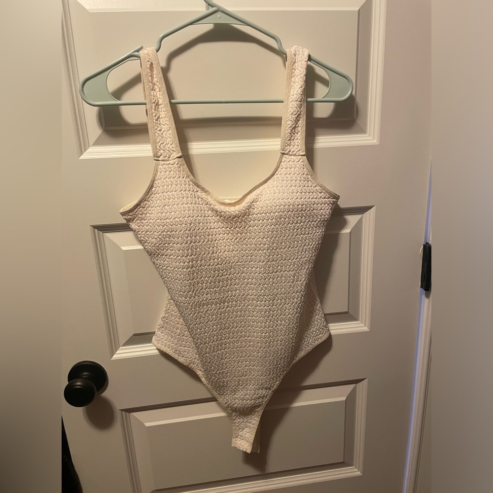 HEYSON BODY SUIT NWT SIZE MEDIUM